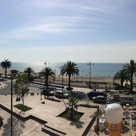 Casa Al Mare - Lido Appartement Terracina Buitenkant foto