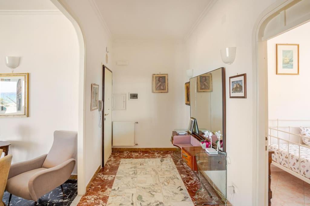 Casa Al Mare - Lido Appartement Terracina Buitenkant foto